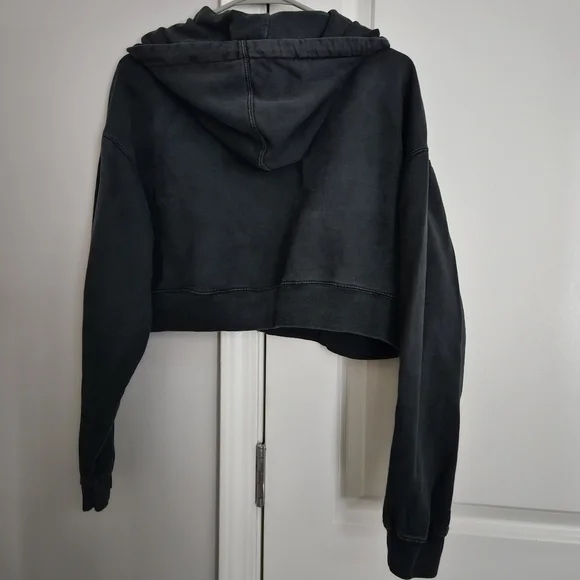 Pull&Bear Black Crop Jacket w/Hood - Picture 6 of 7